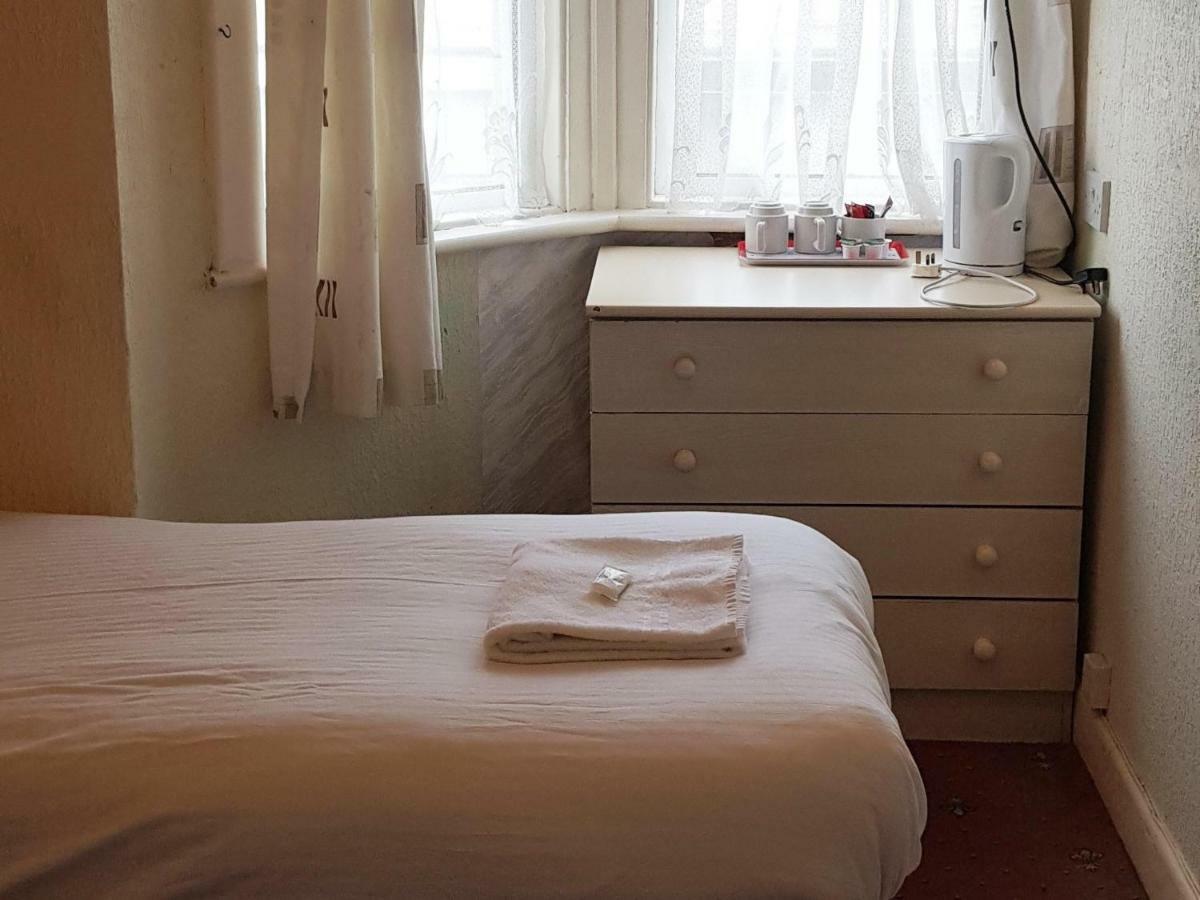 Pleasure Hotel By The Beach. Блекпул Стая снимка